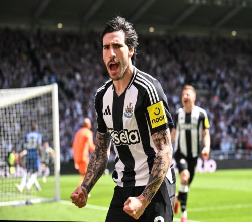 福建晋江文,旅男篮客场,加时险胜四,乐鱼体育官网,乐鱼体育直播,体育赛事直播,足球直播